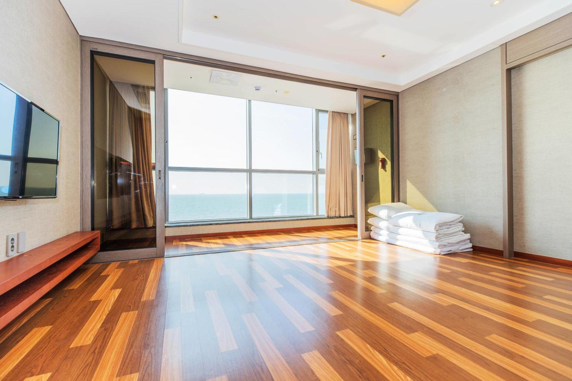 Hotel Solaire Порён Экстерьер фото