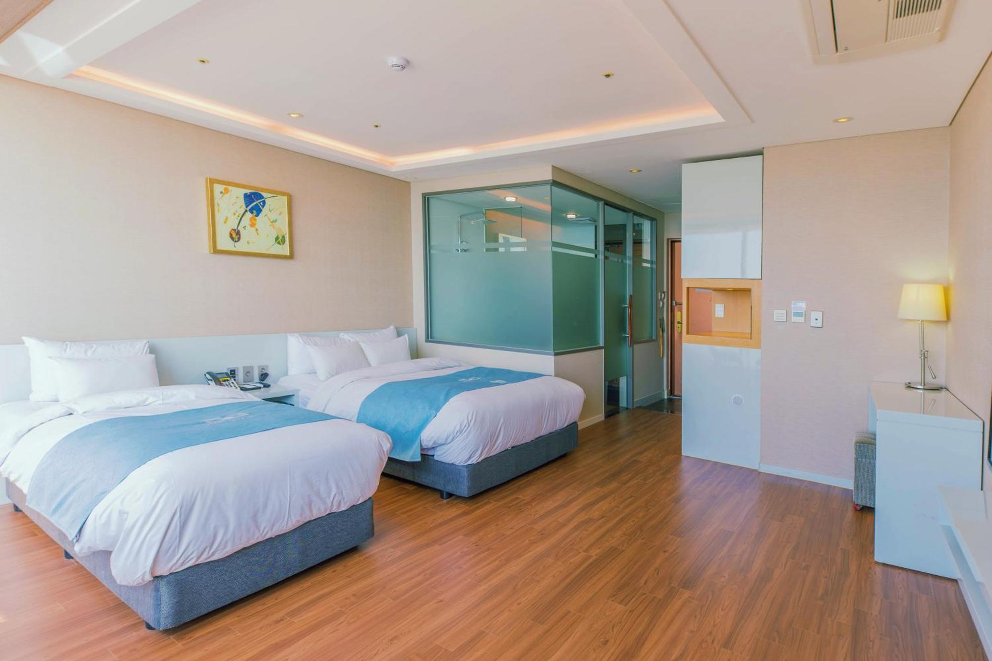Hotel Solaire Порён Экстерьер фото