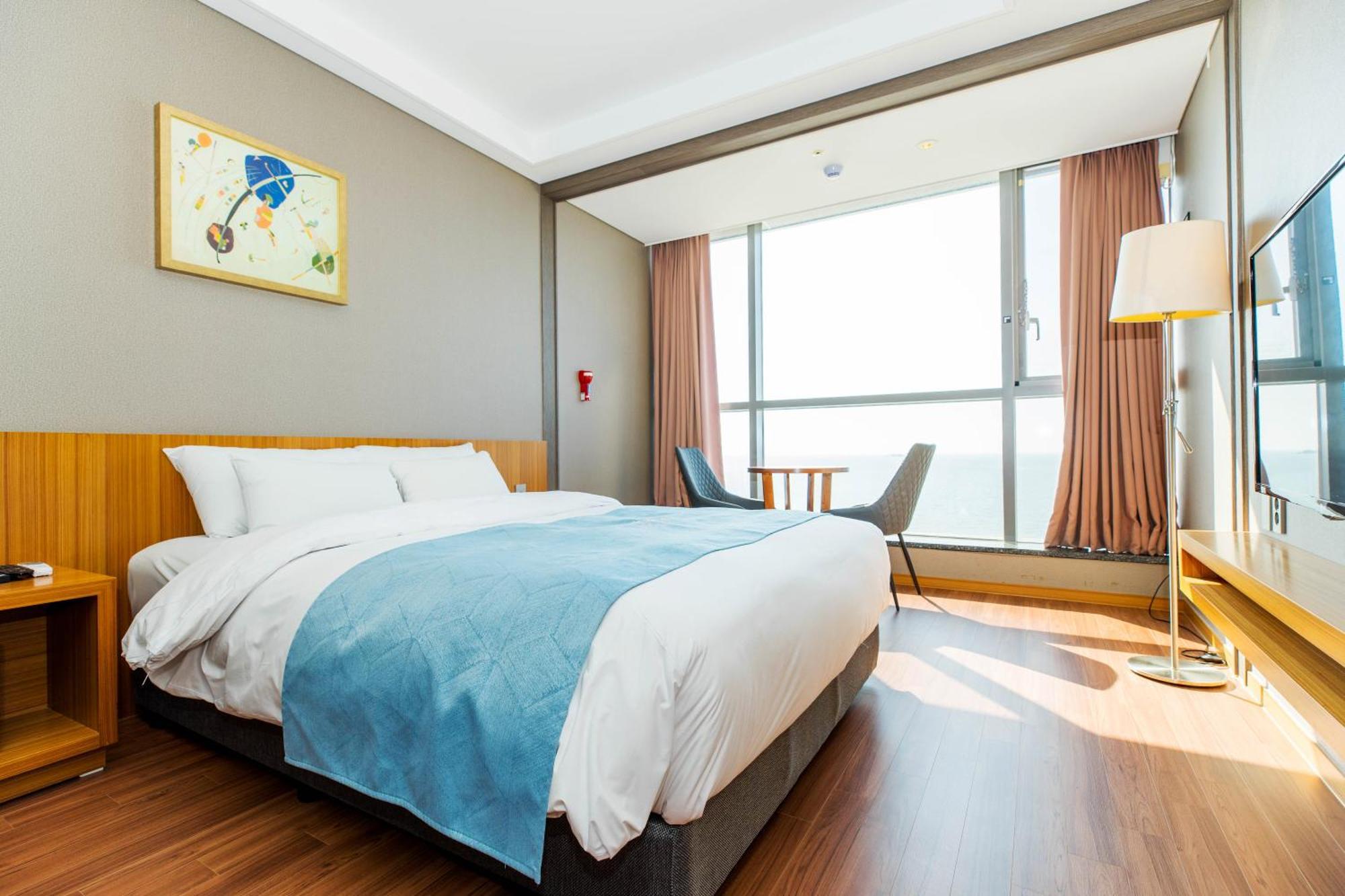 Hotel Solaire Порён Экстерьер фото