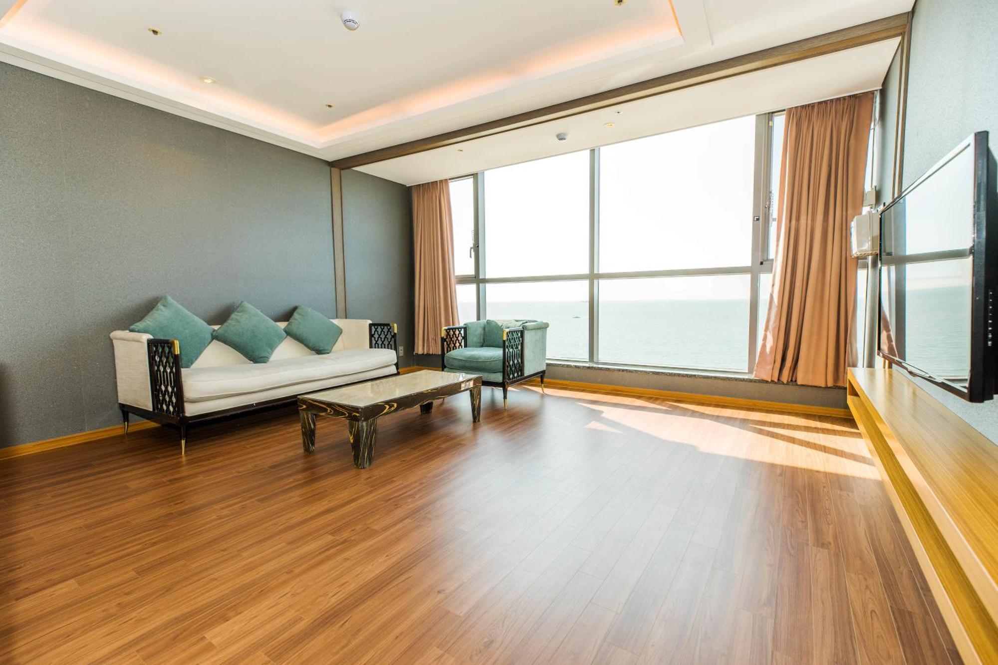 Hotel Solaire Порён Экстерьер фото